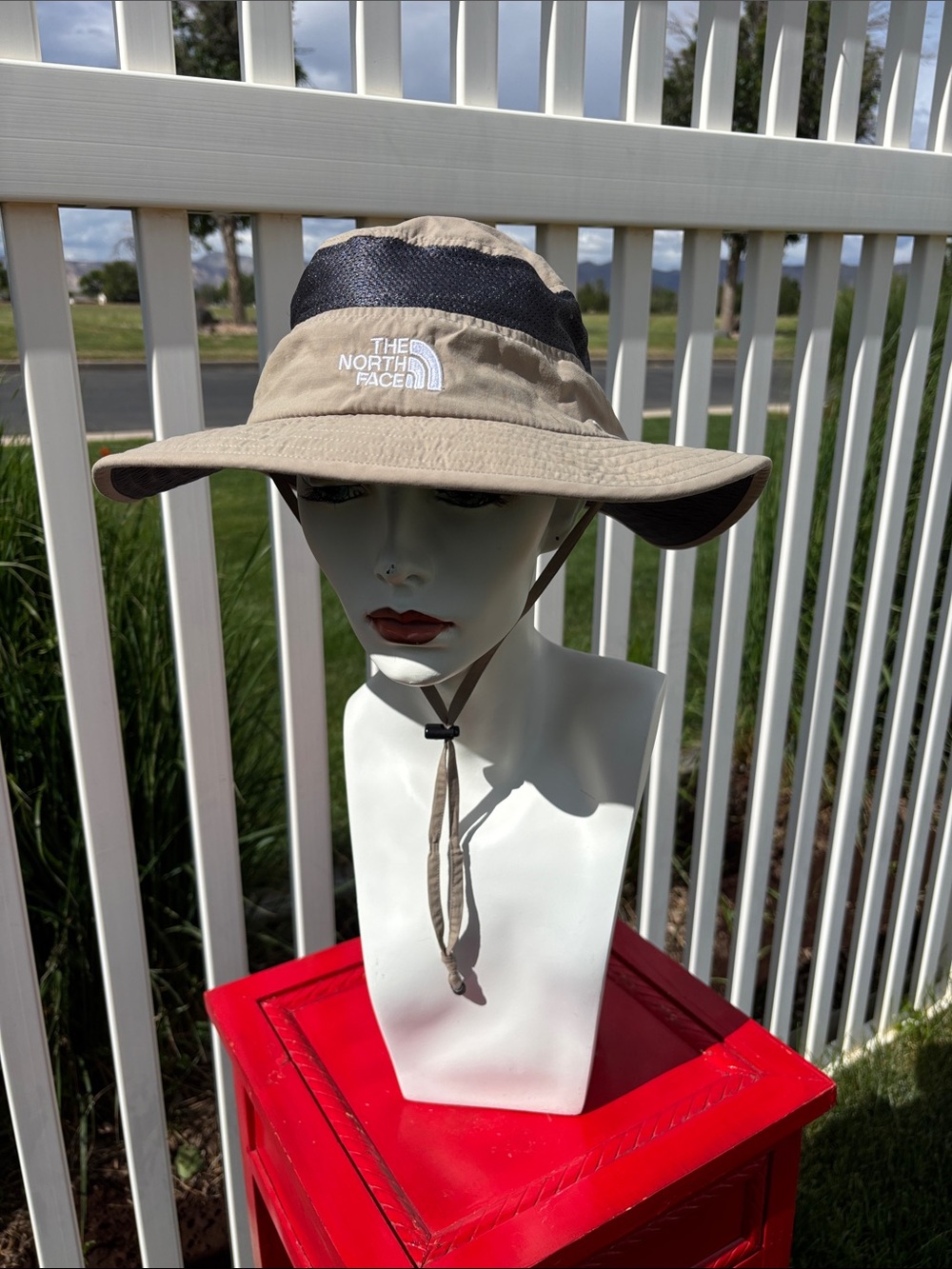 The North Face Khaki Bucket Hat, O/S Adjustable, Worn Twice & Freshly Laundered
